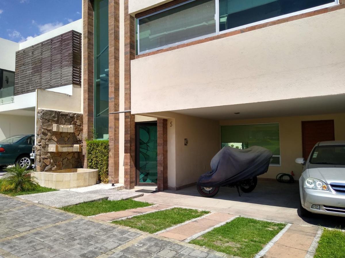 Habitaciones Business Class En Lomas De Angelopolis Tlaxcalancingo エクステリア 写真